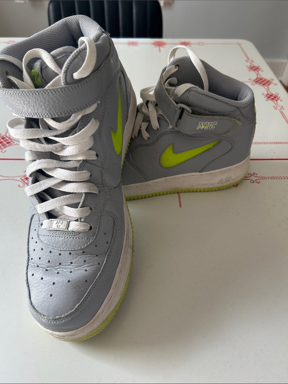 Nike Air Force One Mid 07 Wolf Gray Volt